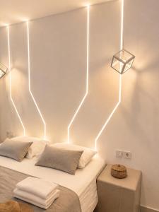 Fira Town Spot Rooms