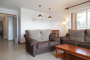 UHC Marina Mar Family Complex