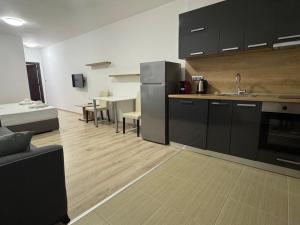 Sunny Apartments