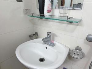 Sắc Hồng HDT702