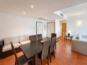 Residence Golf Club by Garvetur