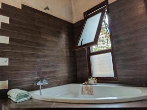 Cosy retreat 15mn from airport garden panoramic wifi