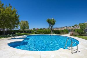 Riviera del Sol Stylish 2BR - Sea View Terrace