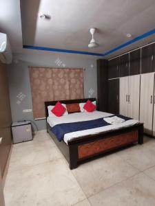 Satyakamala Residency