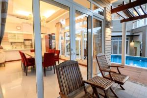 Modern 2BR Beachside Pool Villa (BA2)