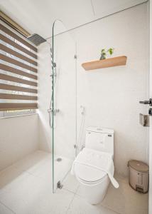 New 5BR Jacuzzi pool villa & work-ready, Hoi An