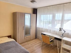 Bright & Peaceful Room Near Old Town
