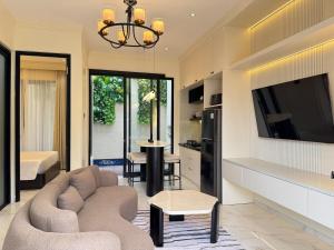 Althea - New Stylish 3BR Villa with pool in Batu