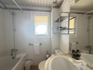 WELCS APARTAMENTO 439 EMP con vistas al mar
