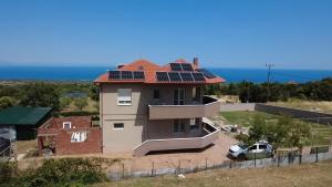 Villa TRIANTAFYLLOS