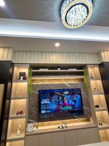 Castelo Suites Smart Luxury Stay at Fame Residences