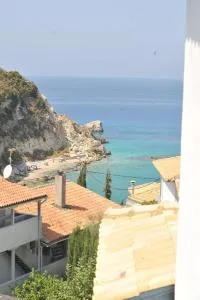 阿约斯尼奇塔斯酒店 - 利吉亚