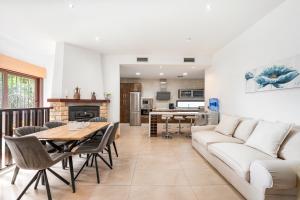 Villa in walking distance to amenities