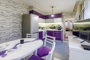 Top Central 2BR Flat near Sea & Roman Baths