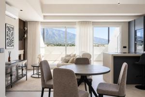 Luxury Penthouse with Private Terrace and Sea Views