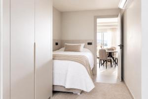 Luxury Penthouse with Private Terrace and Sea Views