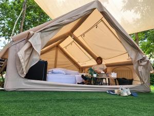 Riverside Glamping Resort Kanchanaburi