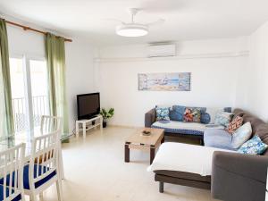 Casa Calypso: Two bedroom Beach Apt with pool