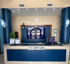 Hotel Royal Blue & Golf Cart Rental