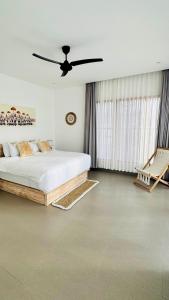 Villa Carina Bali Dua - 5BR Pool Villa, Rooftop Terrace & Free Airport Transport