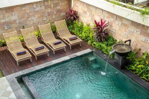 Villa Carina Bali Dua - 5BR Pool Villa, Rooftop Terrace & Free Airport Transport