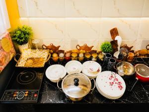 2 BHK with attached washroom nearby Airport