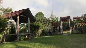 Puncak Giri Nature Bungalow