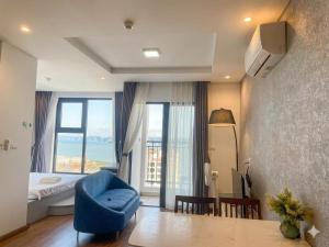 Cozy High-Floor Sea View Studio - Ha Long Bay