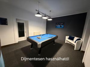 MOONLIGHT Prémium APARTMANHÁZ & Biliárd
