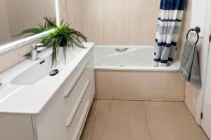 Mi Capricho beach front sea view & pool - Happy Rentals