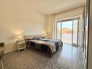 La Casa Ancestrale - Finale Ligure con Bike Room