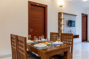 ALAYA STAYS Key Shree Bhawan Valley View Apartment With Balcony, Terrace & Garden