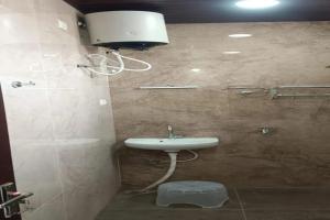FabHotel Narayani Grand