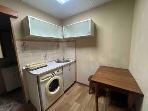 Lanzheron City Apartment