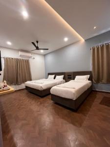 Evergreen Suites