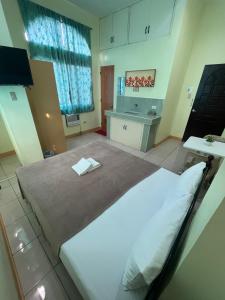 Royale Hometel