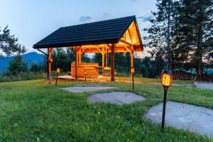 !! Dom nad Chmurami w Pieninach - BALIA & SAUNA - Piękny Widok na SZCZAWNICĘ !!