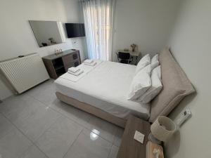 Feel Like Home
