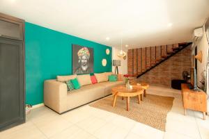 Spacious Modern Villa Tuga 5BR Pool Villa in Central Bingin