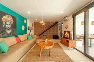 Spacious Modern Villa Tuga 5BR Pool Villa in Central Bingin
