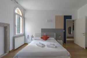 Lively Home - 3 bedrooms apt 2 steps from Campo san Lio