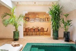Riad El Niri 5 bedrooms 2 pools Medina