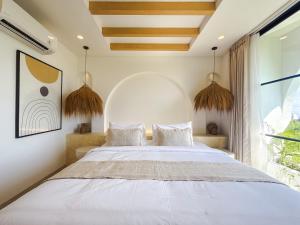 Casa Cemagi - New Modern & Tropical Pool Villa Relaxing