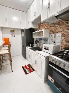 Lakeshore Villa