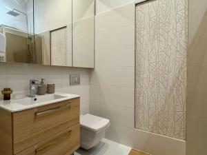 Noelia Suite - 3BR & Balcony - Old Town