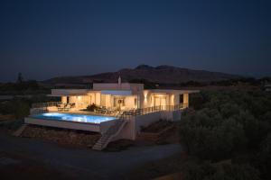 Ampelea Inspired Living - with 60 sqm Private Heated Infinity Pool
