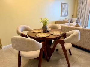 The Lorenzo A Calm Two Bedroom Apartment