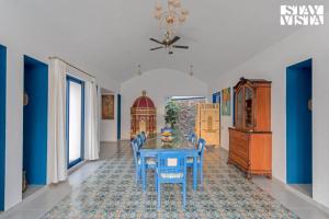 StayVista at Villa Santora with BBQ, Infinity Pool