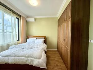 The Oysters Dream A Luxurious 3 Bedroom Apartment