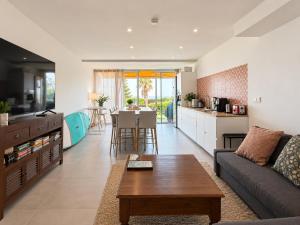 Adosado frente al mar, piscina y bbq en Calahonda Mijas - Dona lola 103 B